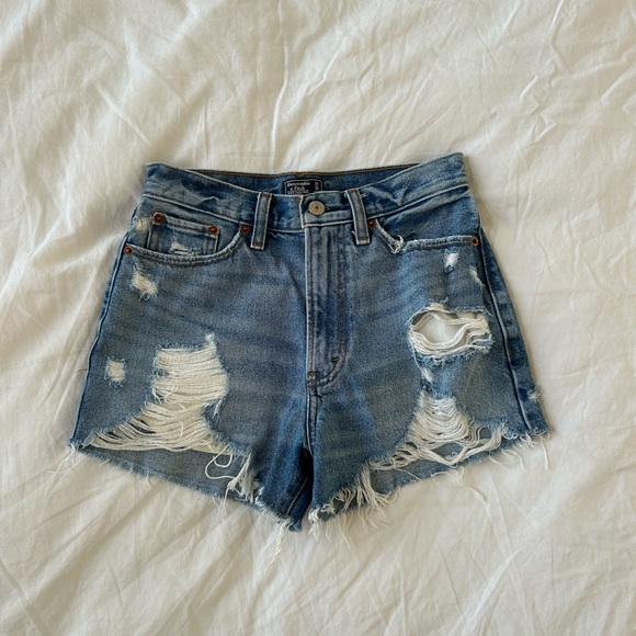 Abercrombie Denim Shorts - Picture 1 of 4